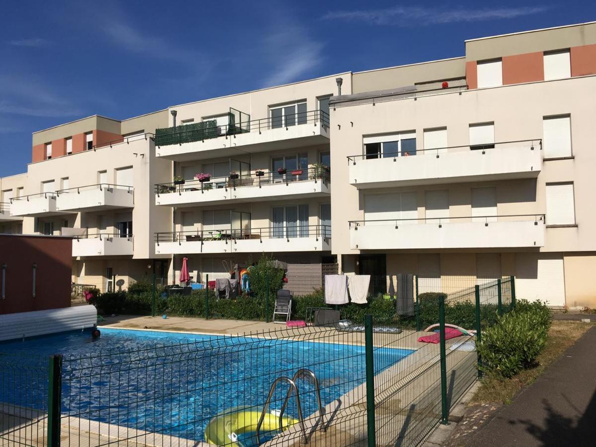 F2 Renove Lumineux Dans Residence Avec Balcon Et Parking Talange Bagian luar foto